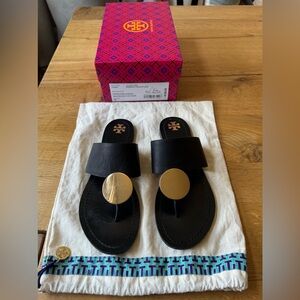 Tory Burch Patos Disk Milled Calf Leather Sandals Size 10 Black and Gold